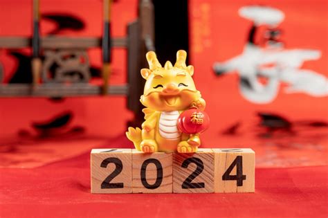 屬雞2023幸運色|2023年12生肖幸運月出爐！屬雞長達6個月都交好運